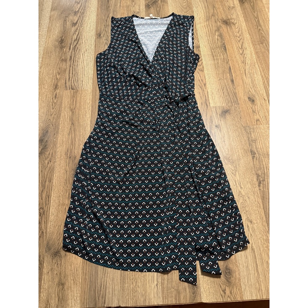 Hawthorn Dress Women's Size Medium Black Red White Green Allover Print Tie Waist